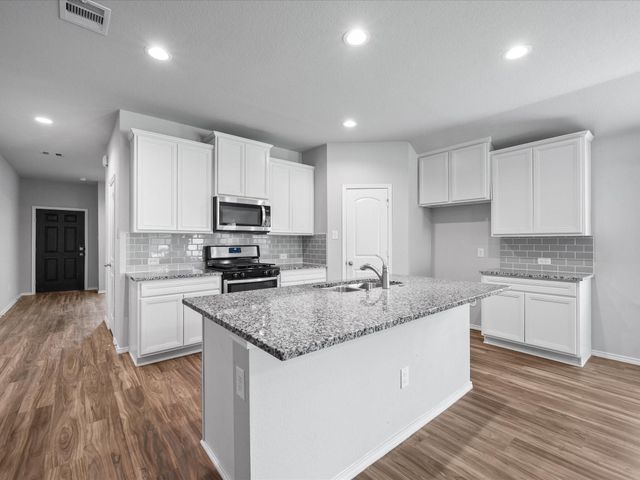 2231 Silver Dove Lane, Conroe, TX 77301