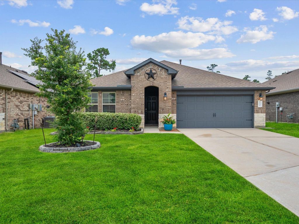 2231 Silver Dove Lane, Conroe, TX 77301