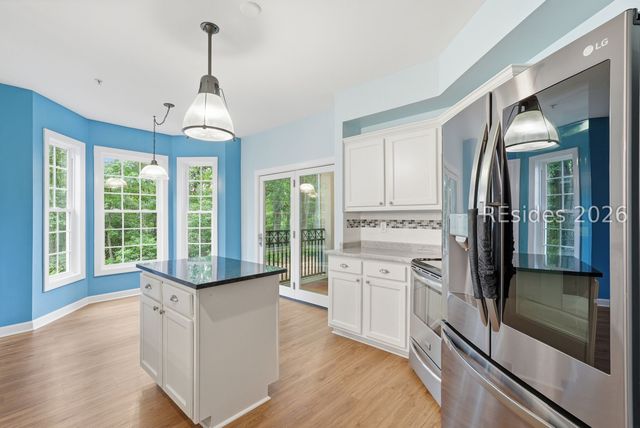4 Indigo Run Dr Apt 722, Hilton Head Island, SC 29926