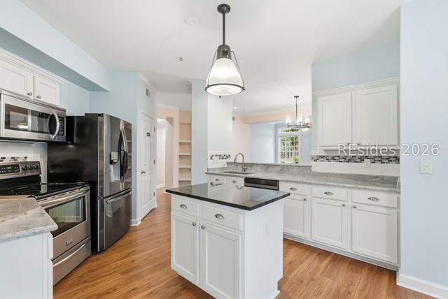 4 Indigo Run Dr Apt 722, Hilton Head Island, SC 29926