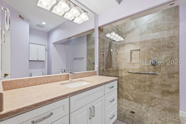 4 Indigo Run Dr Apt 722, Hilton Head Island, SC 29926