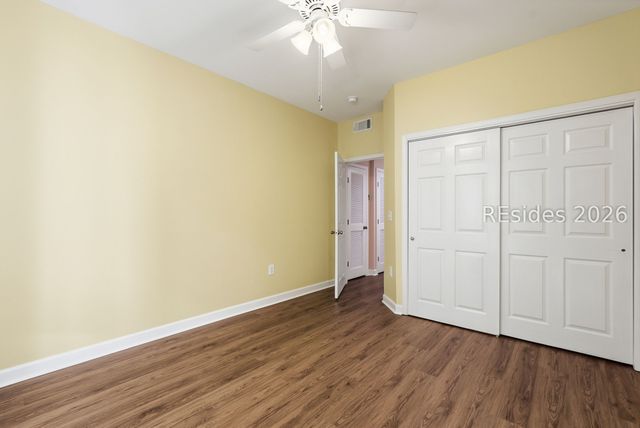 4 Indigo Run Dr Apt 722, Hilton Head Island, SC 29926