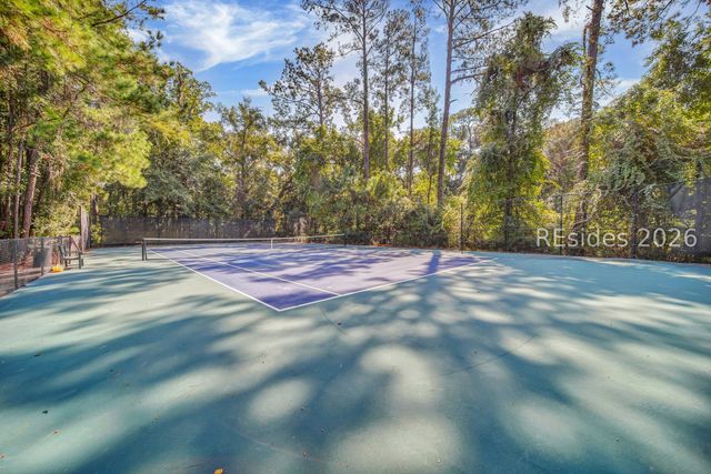 4 Indigo Run Dr Apt 722, Hilton Head Island, SC 29926