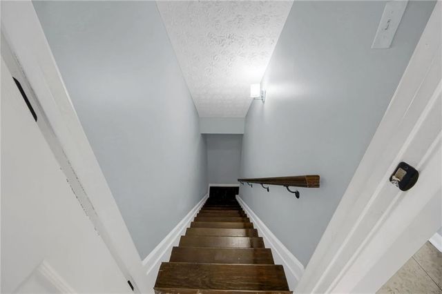 957 Keldron Court, Lawrenceville, GA 30045