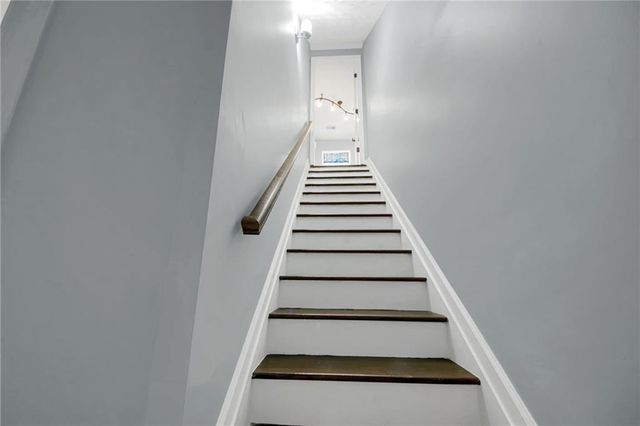 957 Keldron Court, Lawrenceville, GA 30045