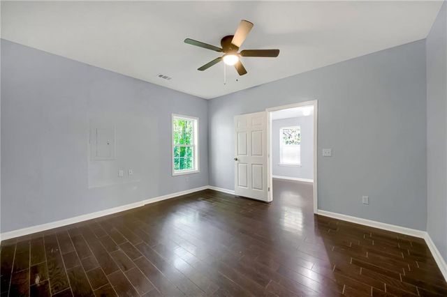 957 Keldron Court, Lawrenceville, GA 30045