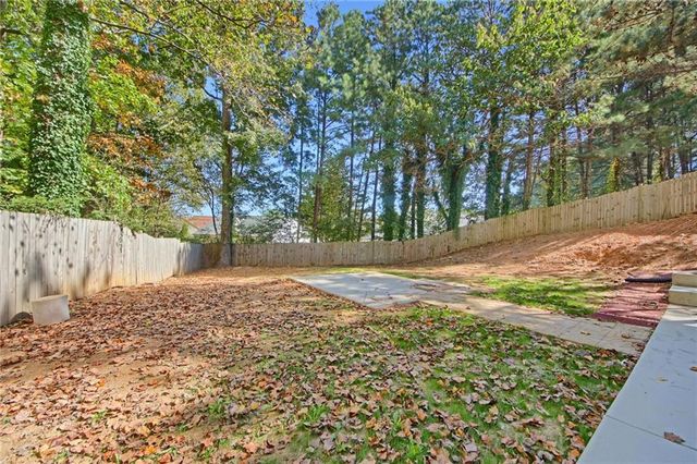 957 Keldron Court, Lawrenceville, GA 30045