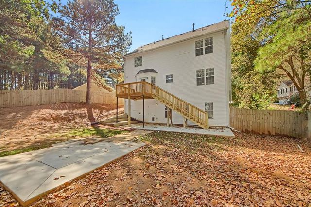 957 Keldron Court, Lawrenceville, GA 30045