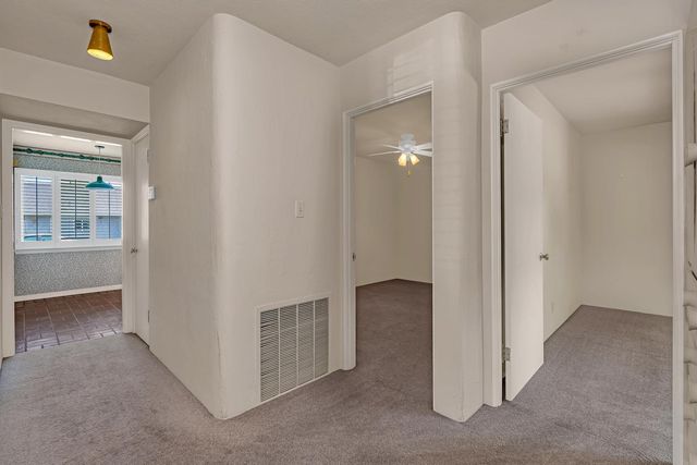 1502 Paradise Lane, Los Banos, CA 93635