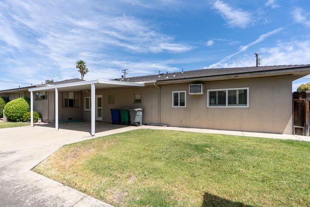 1502 Paradise Lane, Los Banos, CA 93635
