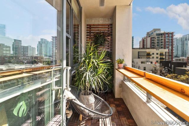 1050 Island AVE 415, San Diego, CA 92101