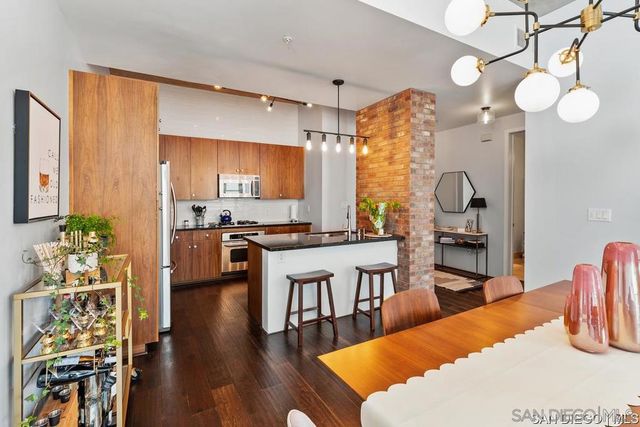 1050 Island AVE 415, San Diego, CA 92101