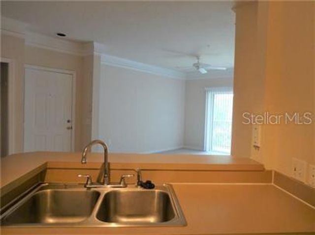 5134 NORTHRIDGE ROAD 211, Sarasota, FL 34238