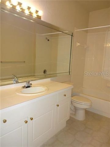 5134 NORTHRIDGE ROAD 211, Sarasota, FL 34238