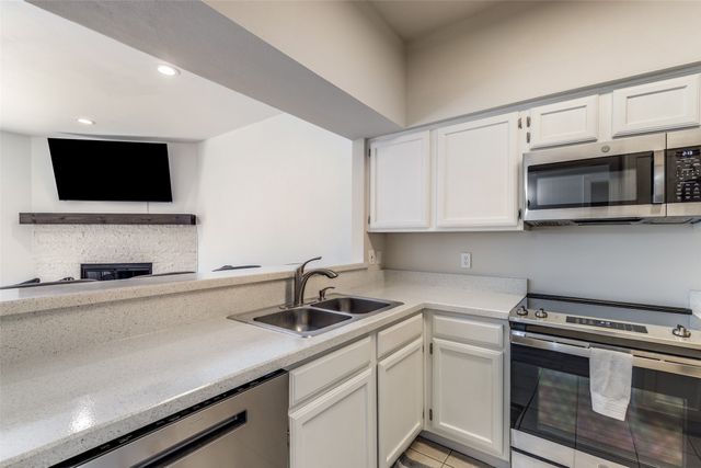 2835 Keller Springs Road 603, Carrollton, TX 75006