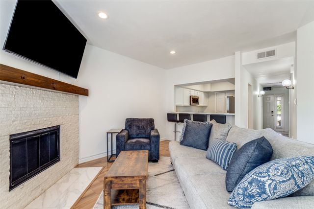 2835 Keller Springs Road 603, Carrollton, TX 75006