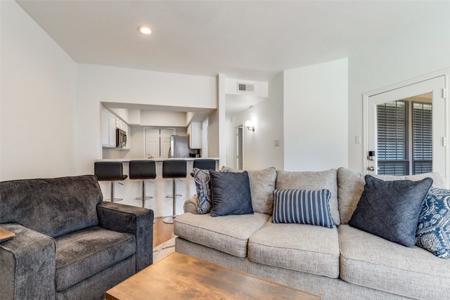 2835 Keller Springs Road 603, Carrollton, TX 75006