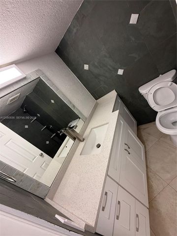 4174 NW 79th Avenue 1C, Doral, FL 33166