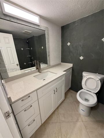 4174 NW 79th Avenue 1C, Doral, FL 33166