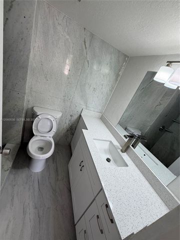 4174 NW 79th Avenue 1C, Doral, FL 33166