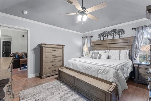 4238 Chisholm Trail, Santa Fe, TX 77510