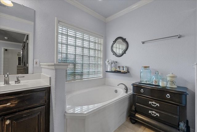 4238 Chisholm Trail, Santa Fe, TX 77510