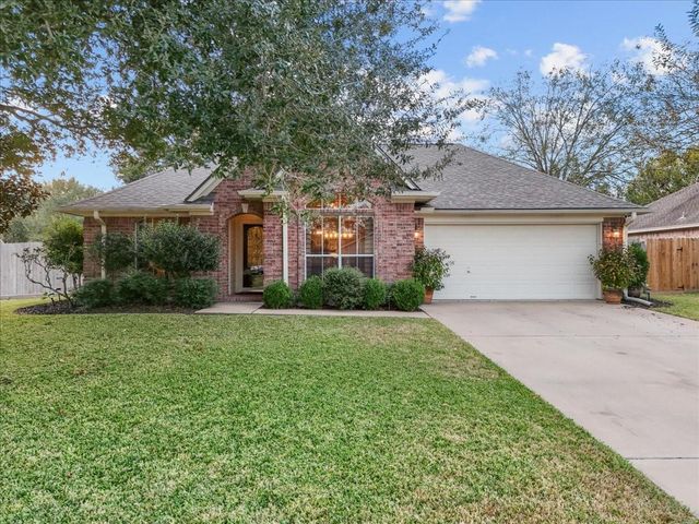 4238 Chisholm Trail, Santa Fe, TX 77510