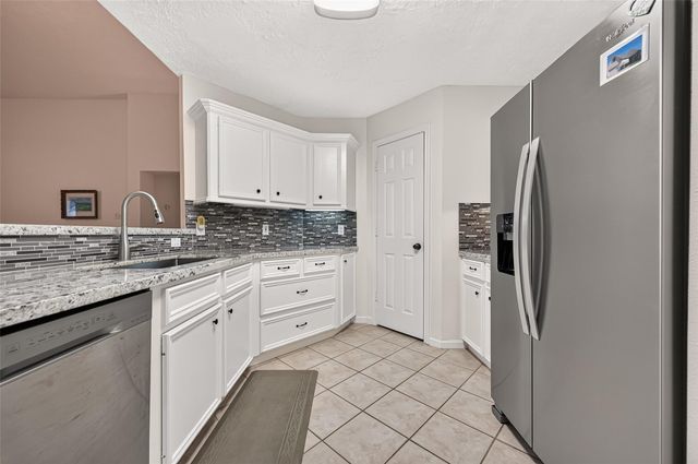 165 April Cove, Montgomery, TX 77356