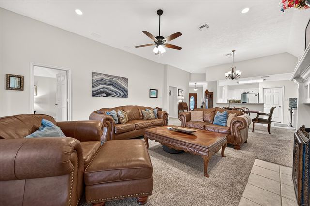 165 April Cove, Montgomery, TX 77356