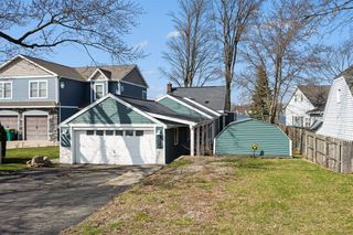 2019 Lakeview Drive, Portage, MI 49002