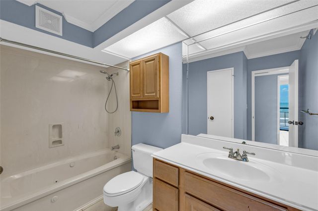 5220 Seawall Boulevard 1034, Galveston, TX 77551