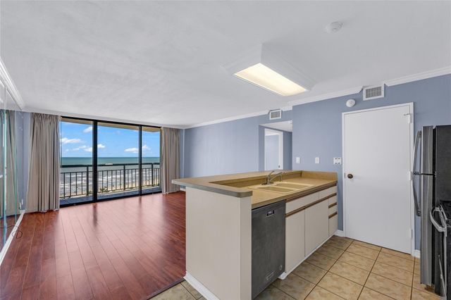 5220 Seawall Boulevard 1034, Galveston, TX 77551