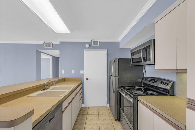 5220 Seawall Boulevard 1034, Galveston, TX 77551