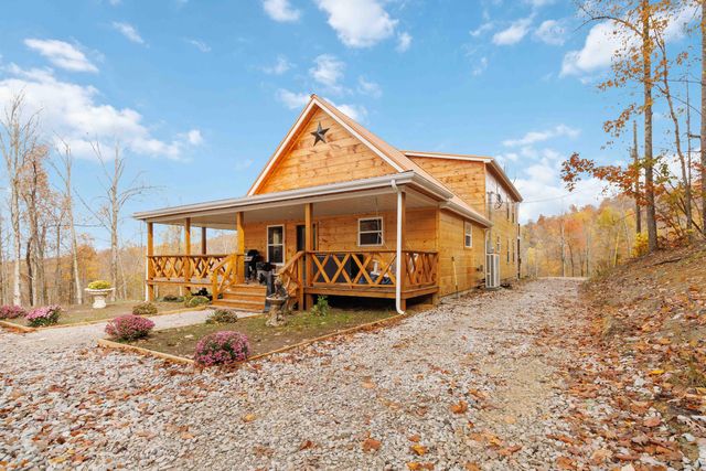 945 3447 Highway, Mckee, KY 40447