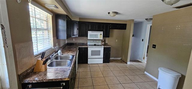 1814 LOWRY AVENUE, Lakeland, FL 33801