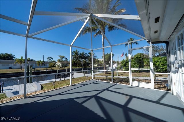 4916 Viceroy ST B, Cape Coral, FL 33904