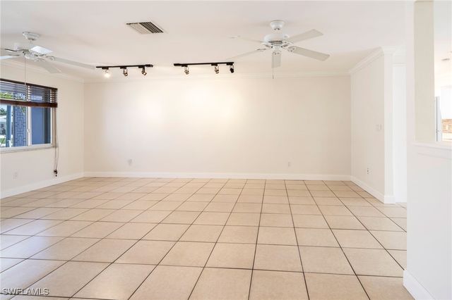 4916 Viceroy ST B, Cape Coral, FL 33904