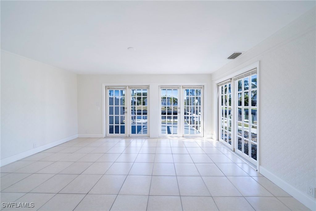 4916 Viceroy ST B, Cape Coral, FL 33904