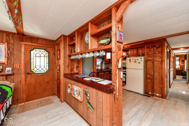 37 Blue Water Drive, Cicero, IN 46034
