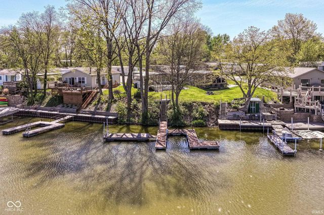 37 Blue Water Drive, Cicero, IN 46034