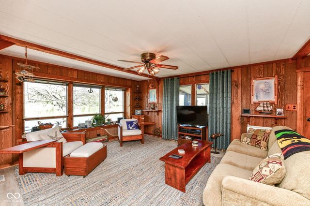 37 Blue Water Drive, Cicero, IN 46034