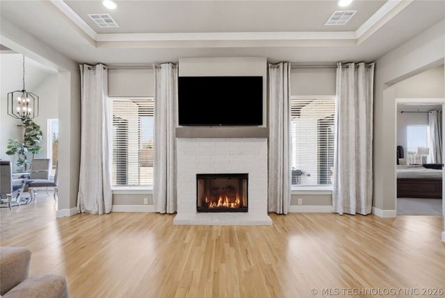 320 W 130th Place S, Jenks, OK 74037