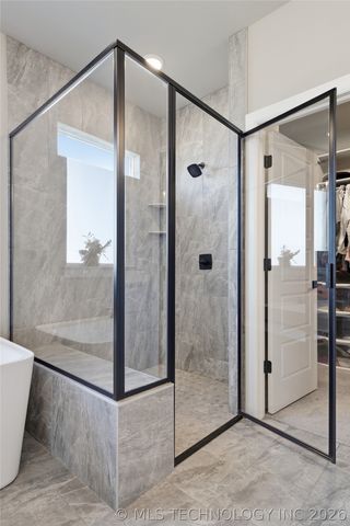 320 W 130th Place S, Jenks, OK 74037