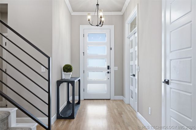 320 W 130th Place S, Jenks, OK 74037