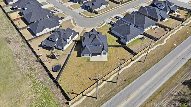 320 W 130th Place S, Jenks, OK 74037