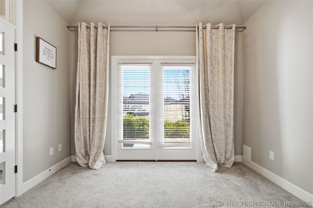 320 W 130th Place S, Jenks, OK 74037