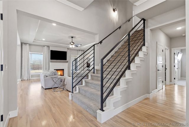 320 W 130th Place S, Jenks, OK 74037