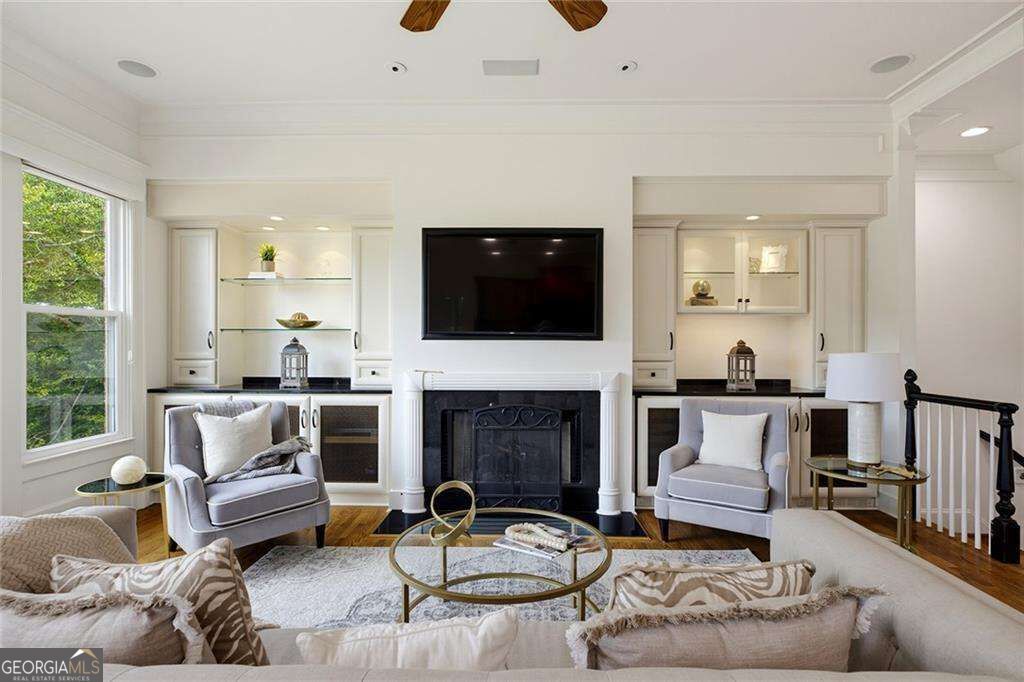 1133 Park Overlook Drive NE, Atlanta, GA 30324 — photo 3