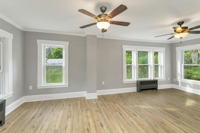 17 Charles Street, Franklin, NH 03235
