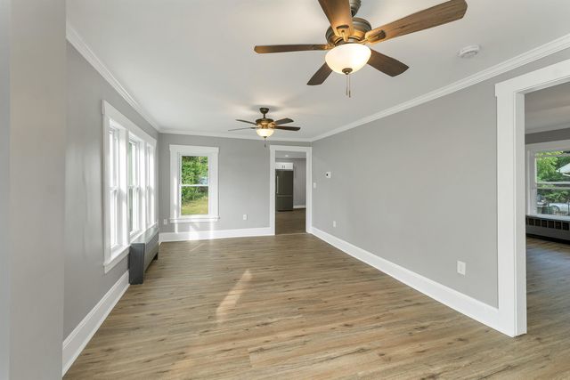 17 Charles Street, Franklin, NH 03235